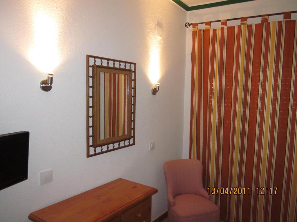 Hotel San Vicente - Centro Playa Conil De La Frontera Pokój zdjęcie