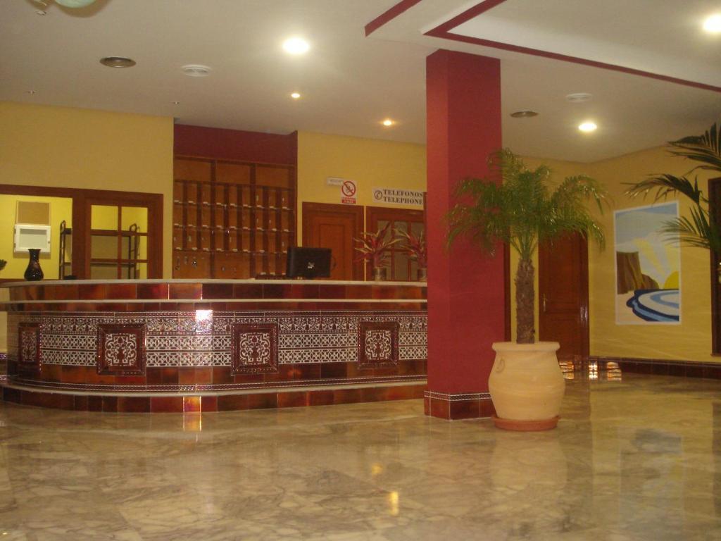 Hotel San Vicente - Centro Playa Conil De La Frontera Zewnętrze zdjęcie