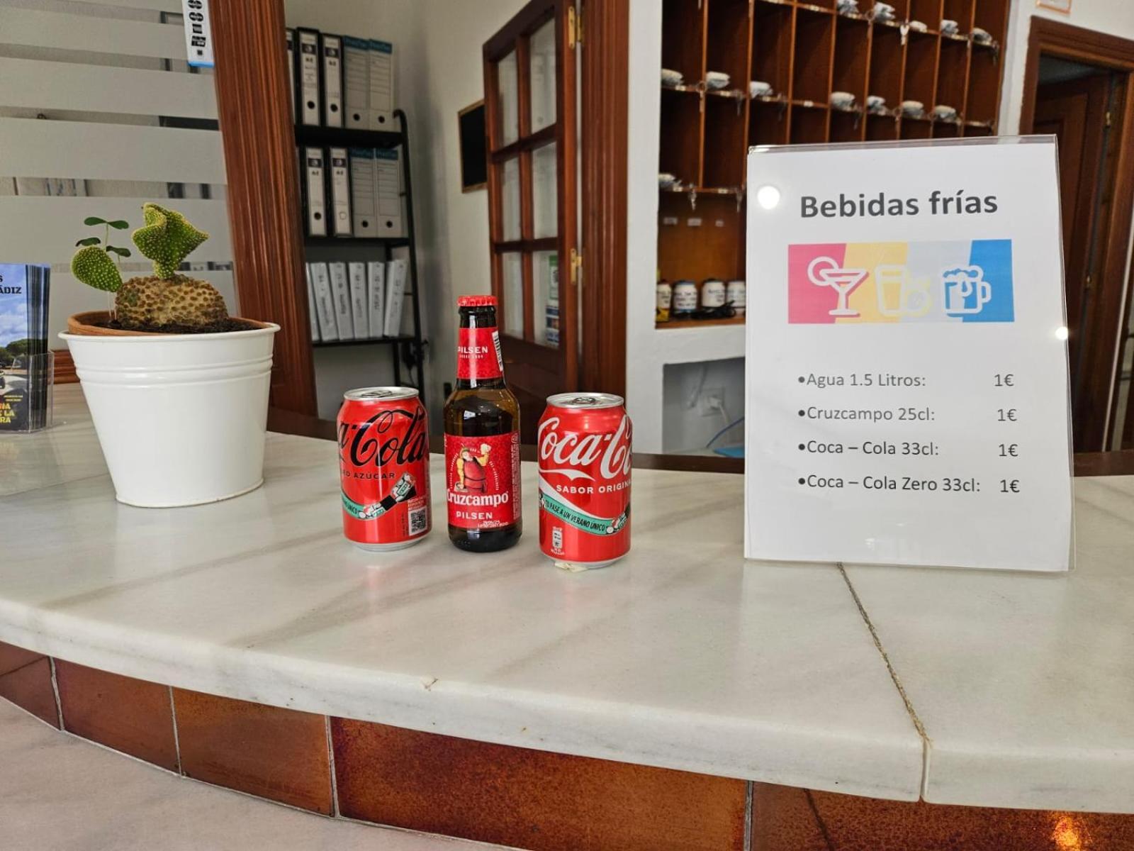 Hotel San Vicente - Centro Playa Conil De La Frontera Zewnętrze zdjęcie