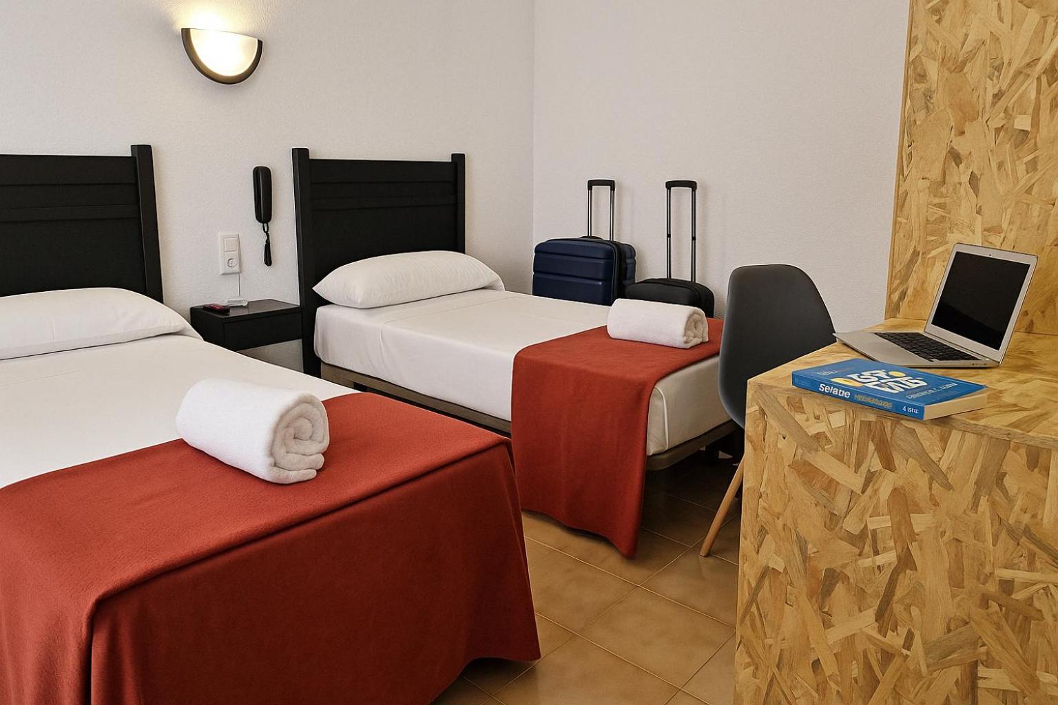 Hotel San Vicente - Centro Playa Conil De La Frontera Zewnętrze zdjęcie