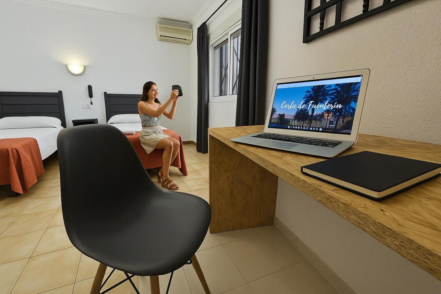 Hotel San Vicente - Centro Playa Conil De La Frontera Zewnętrze zdjęcie